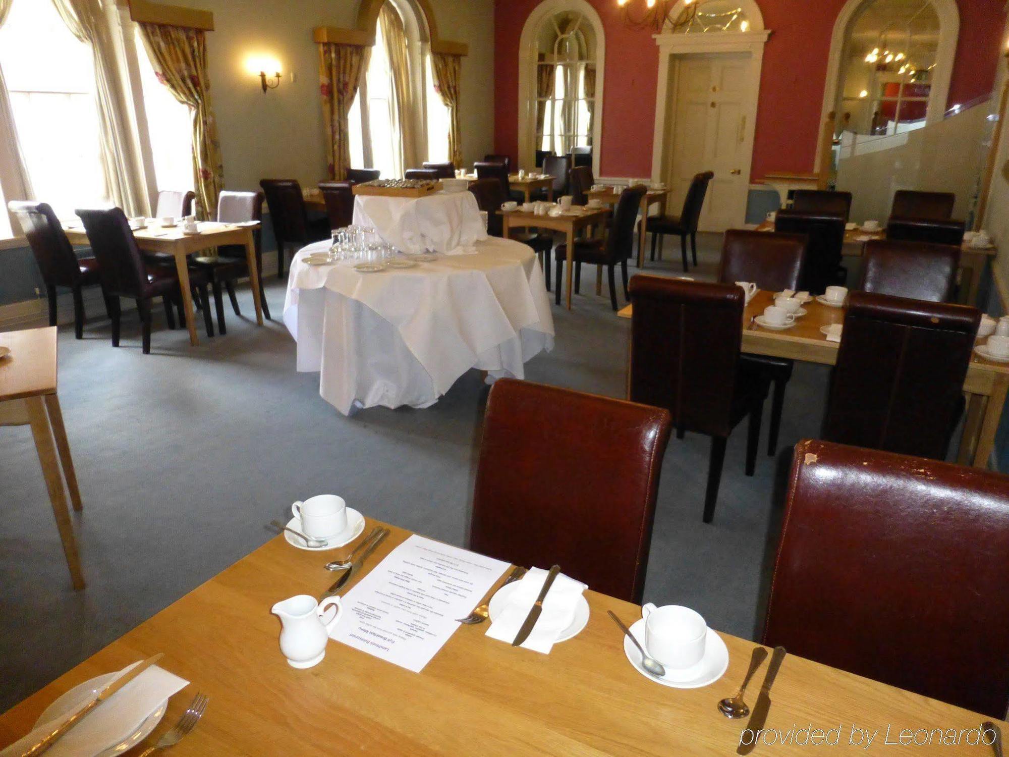 The Bear Hotel Devizes Exterior foto