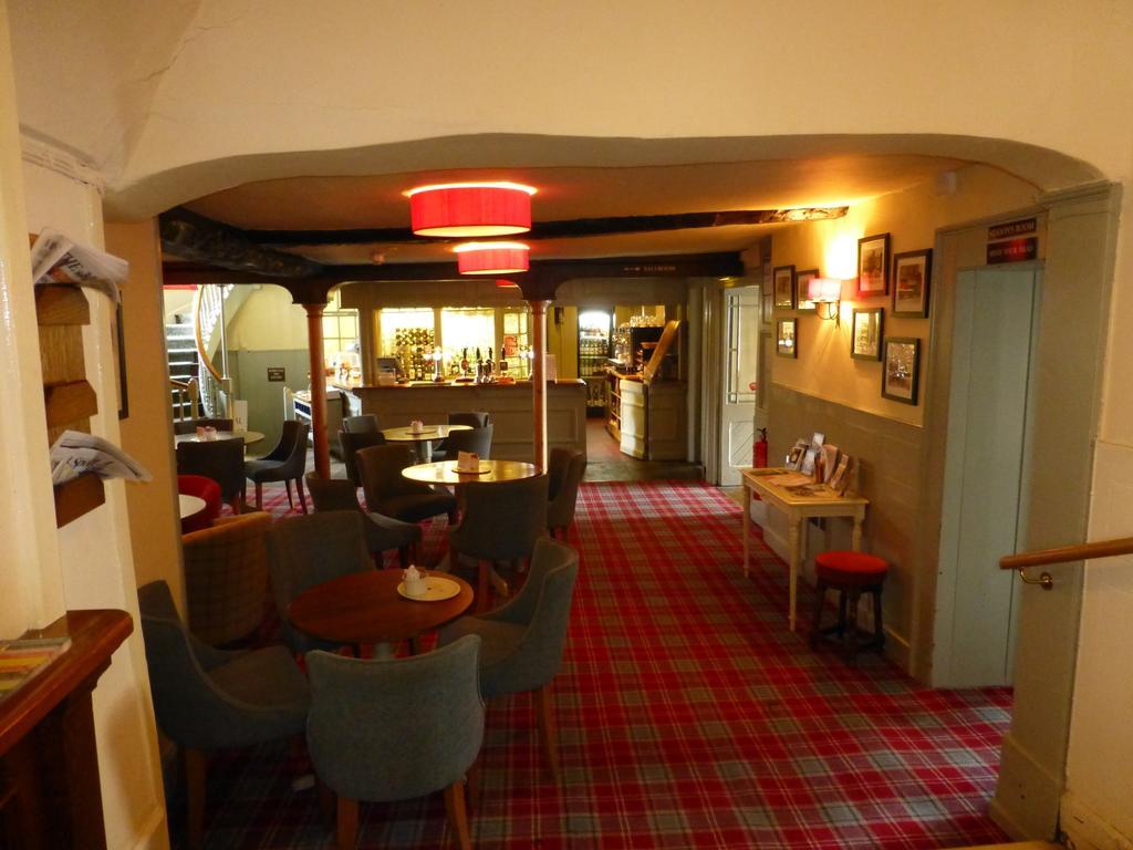 The Bear Hotel Devizes Exterior foto